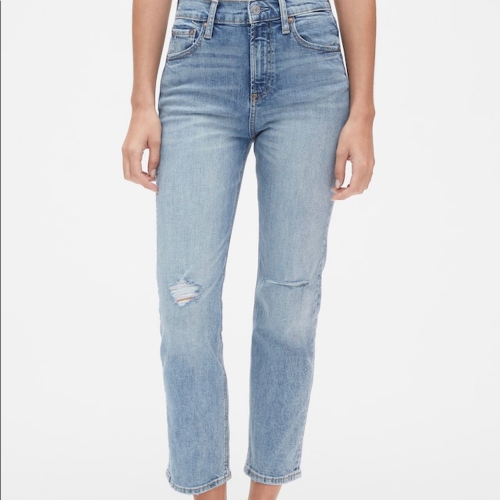 High Rise Cheeky Straight Jeans